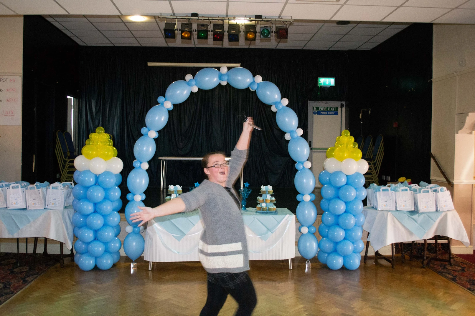 Party Box Party & Balloons