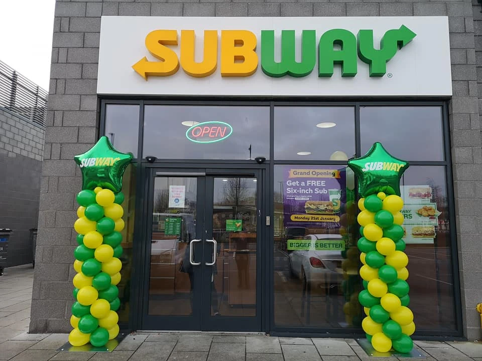 Party Box Party & Balloons