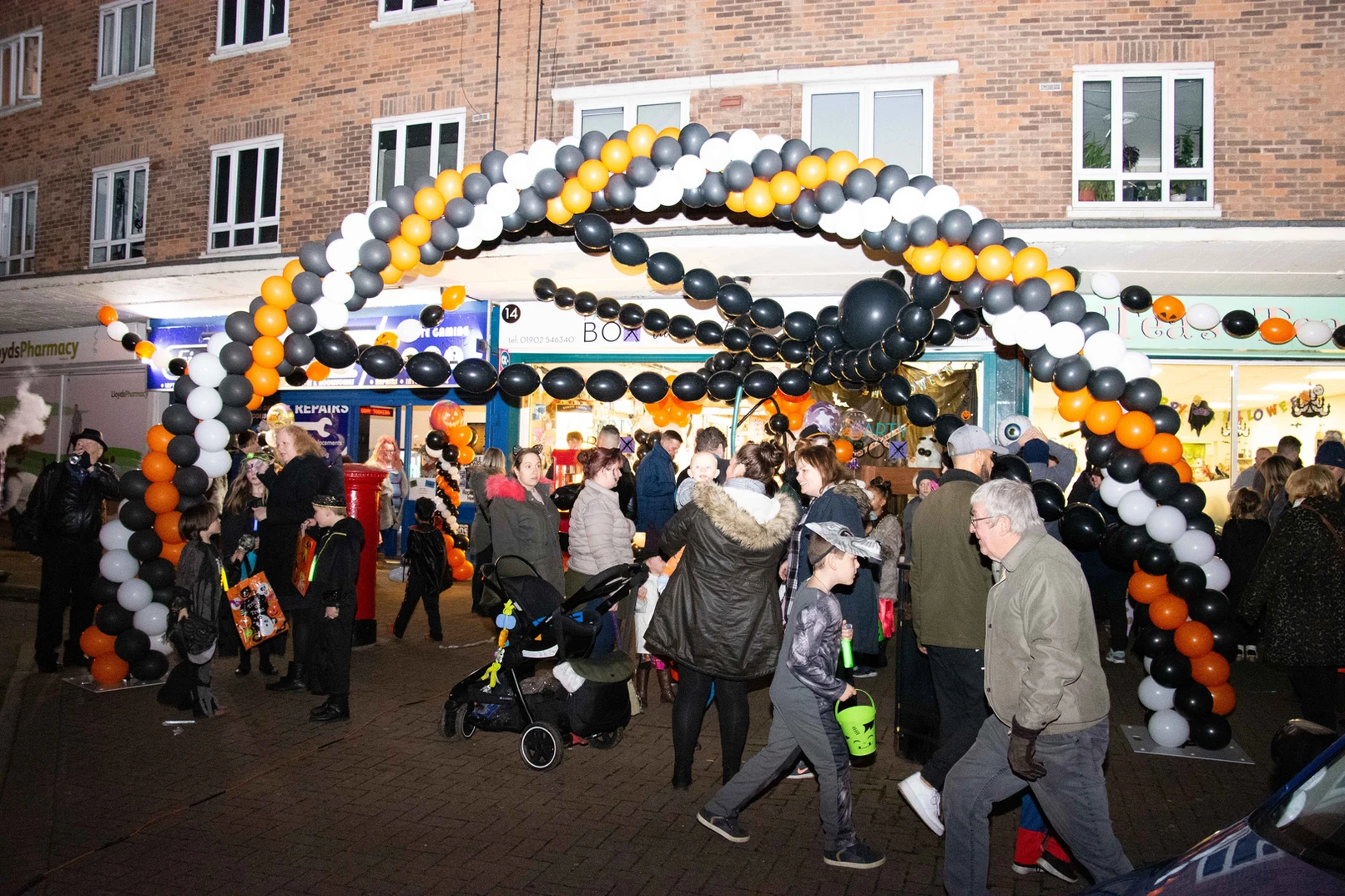 Party Box Party & Balloons