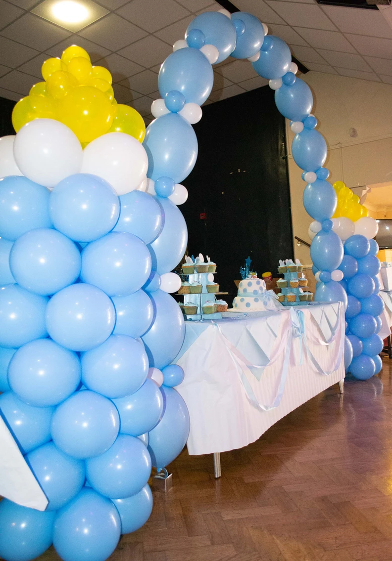 Party Box Party & Balloons